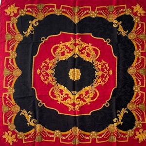 Elegant Red and Black Baroque Scarf
